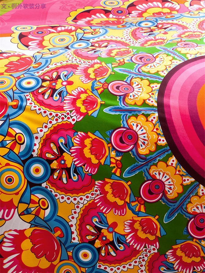 不是所有的花朵元素，都會搭出田園小碎花-別墅設計,軟裝設計,室內設計,豪宅設計,深圳例外軟裝設計公司